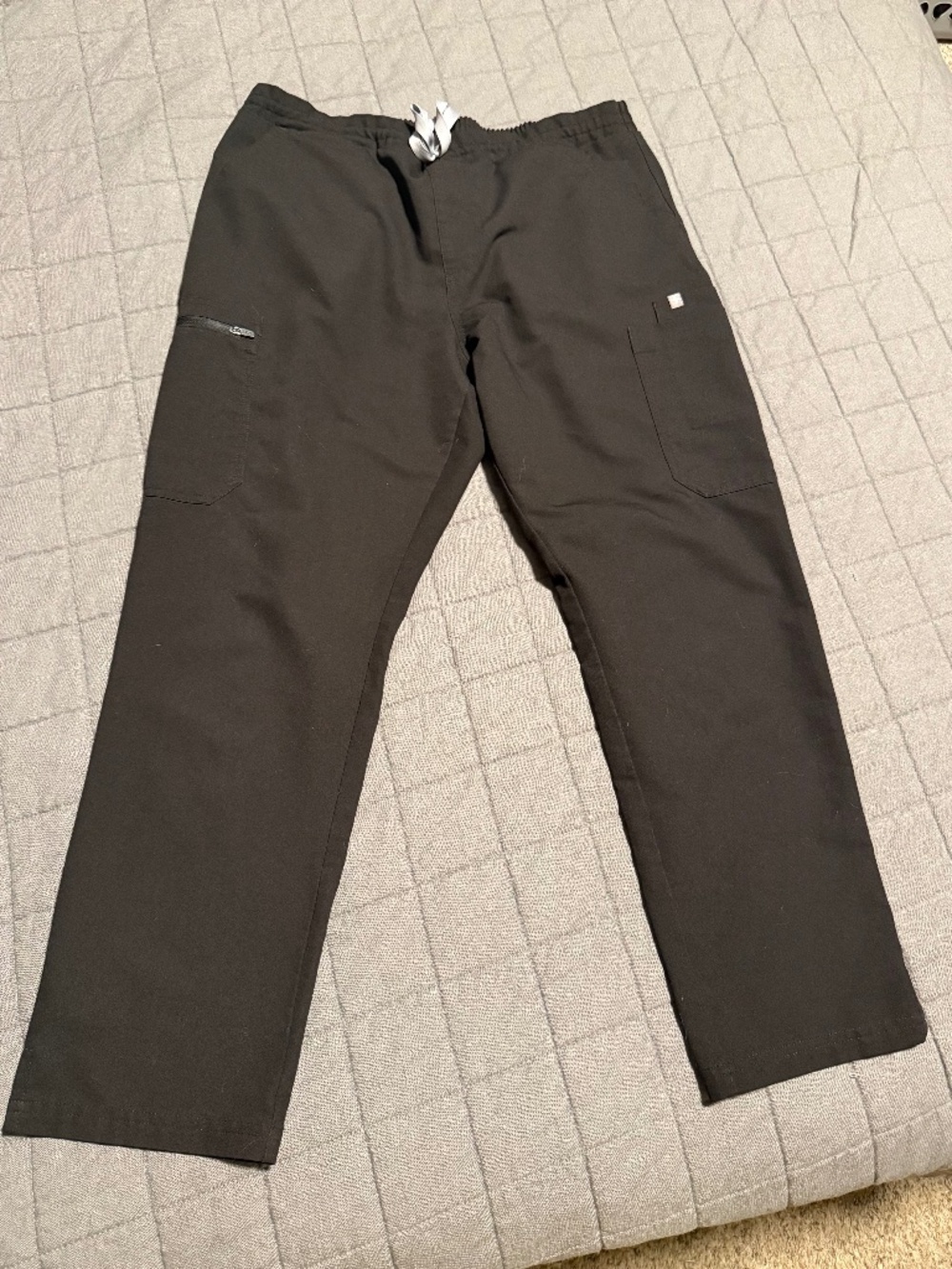 FIGS Yola Scrub Pants -Petite Large